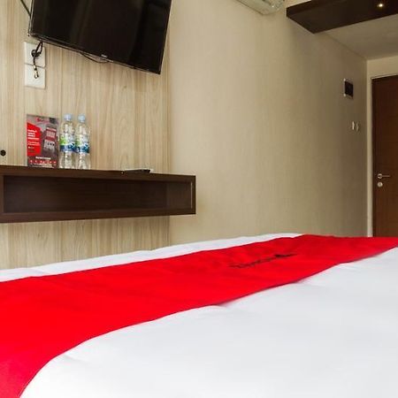 Reddoorz Apartment @ Gateway Pasteur Bandung Exteriör bild