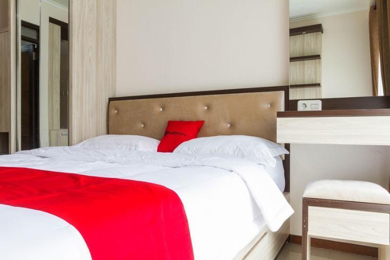 Reddoorz Apartment @ Gateway Pasteur Bandung Exteriör bild